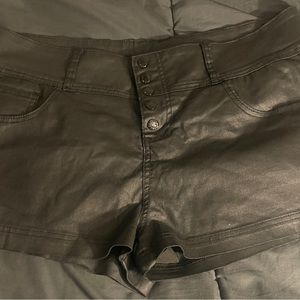 Guess faux leather shorts